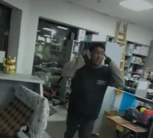 bazar, comodoro, discriminación, Malabarista, policía, Seccional Primera