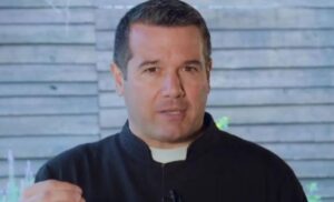 Obispado, represores, sacerdote