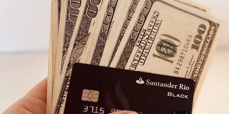 dólar, Impuesto PAIS