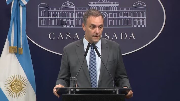 Ejército Argentino, Gobierno Nacional, servicio militar voluntario