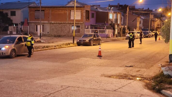 Madryn, policía, Tránsito
