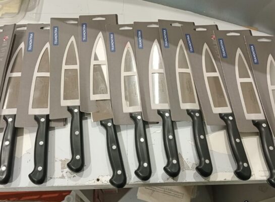 cuchillos, supermercado, trelew