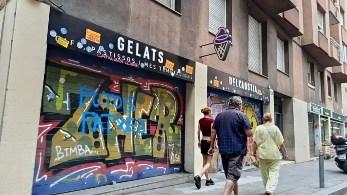 ataque xenófobo, Barcelona, heladería