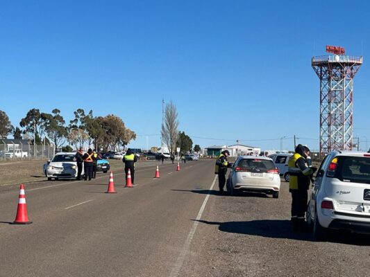 Aeropuerto, controles, Madryn
