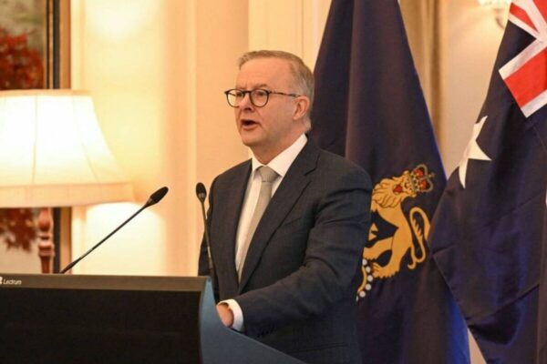 antisemita, Australia, Irán