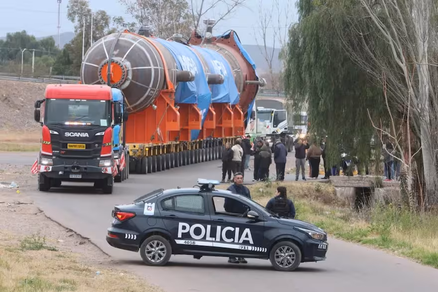 impsa, mendoza, reactor gigante