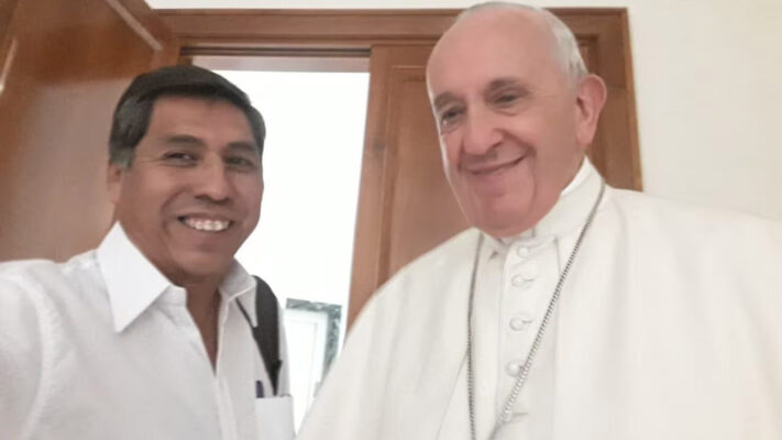 Francisco Vacazur, Iglesia, sacerdote