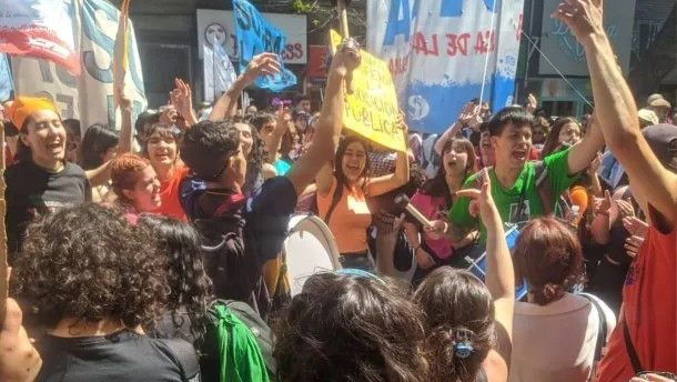 marcha federal, vetos