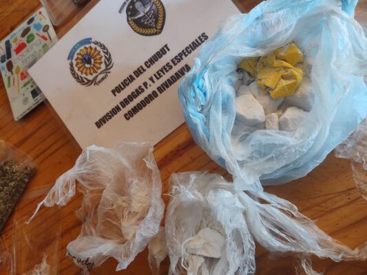 allanamientos, bunkers, Estupefacientes, Km 8, narcomenudeo