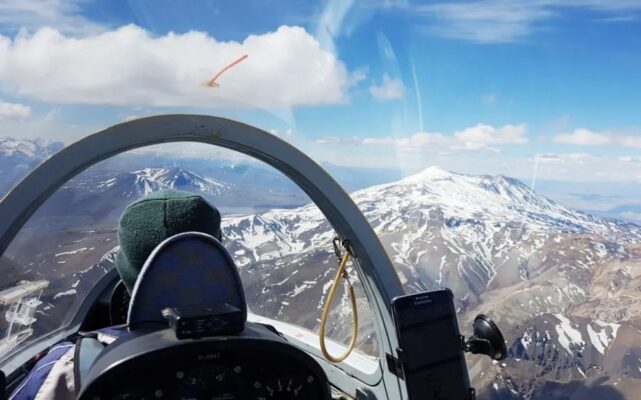 Encuentro Internacional de Vuelo a Vela de Montaña en Chos Malal