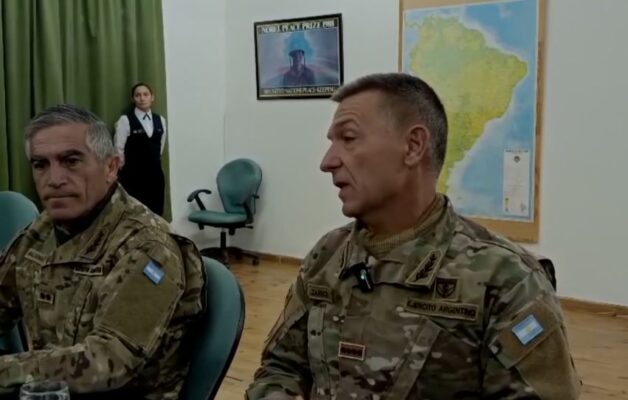 El jefe del ejército comanda el Ejercicio Keken en Sarmiento 