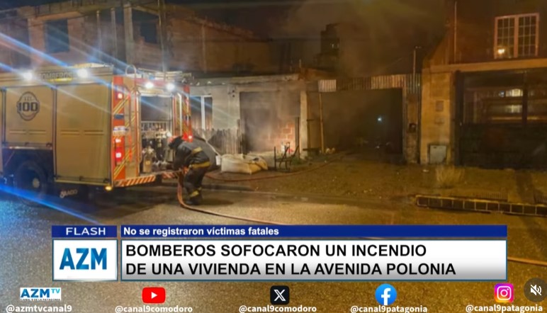 Bomberos sofocaron un incendio de una vivienda en la avenida Polonia