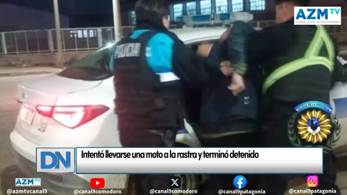 Intentó llevarse una moto a la rastra y terminó detenido